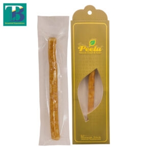 Single Peelu Miswak stick in a flat box – natural teeth cleaning stick from the Salvadora persica tree.
